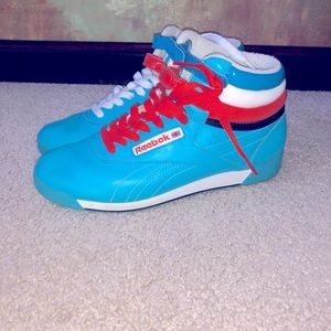 Vtg REEBOK c.1980's Hi-Top Free Style